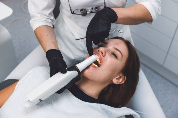 Best Emergency Dental Care for Broken or Chipped Teeth in Elk Grove Vlage, IL
